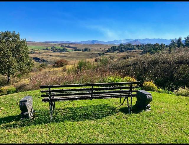 4 BEDROOM HOUSE FOR SALE IN UNDERBERG